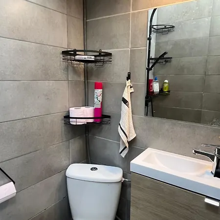 Maison Neuve A 5 Min De Paris, 2 Et 1 Canape-lit *